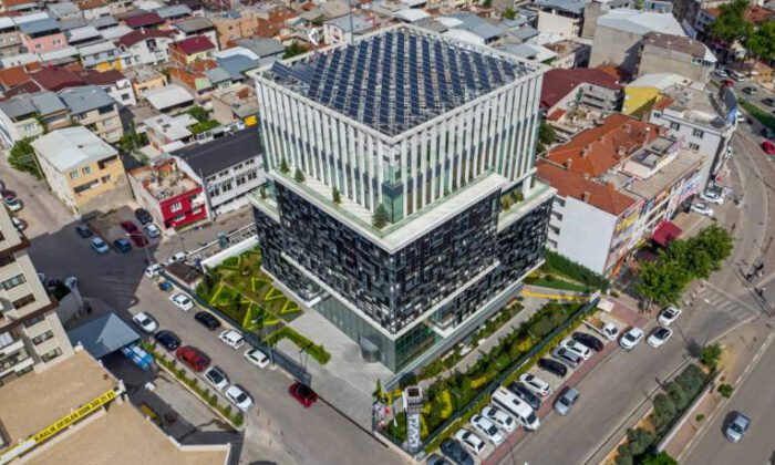 Bursagaz’ın Yeşil Genel Müdürlük Binası, 2 bin tondan fazla suyu dönüştürerek kullandı