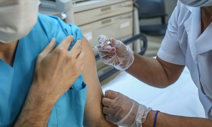 Kovid-19 aşı tedbirler ve uygulama esasları belirlendi
