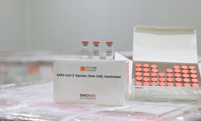 Türkiye İlaç ve Tıbbi Cihaz Kurumu CoronaVac aşısı için ‘Acil Kullanım Onayı’ verdi