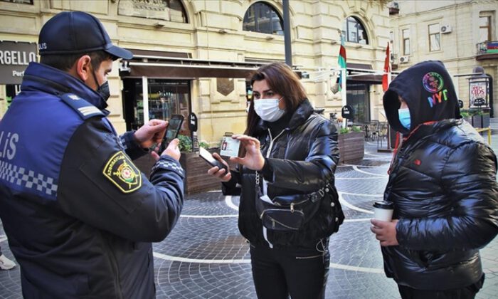 Azerbaycan’da karantina uygulaması 1 Nisan’a kadar uzatıldı