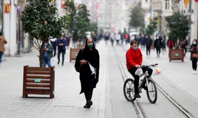 Kovid-19’a ilişkin kamudaki tedbirlere dair genelge yürürlükten kaldırıldı