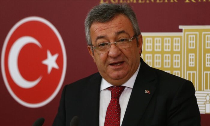 CHP’li Altay: Türkiye’de bugün ‘darbe simsarlığı’ yapılıyor