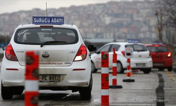 Sürücü kursu fiyatlarına yüzde 30 zam