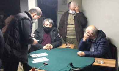 Bursa’da kahvehanede kumar oynayan 19 kişiye idari para cezası