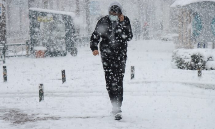 Dikkat! Meteorolojiden sis, fırtına, kar uyarısı