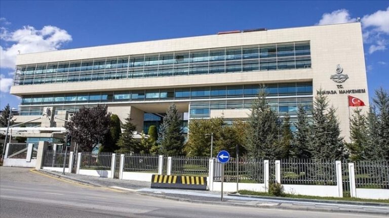 AYM, HDP ile ilgili iddianameyi kabul etti