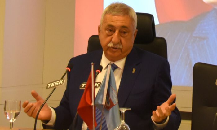 Palandöken: 2 aylık nakdi ücret desteği ve işten çıkartma süresi yetersiz