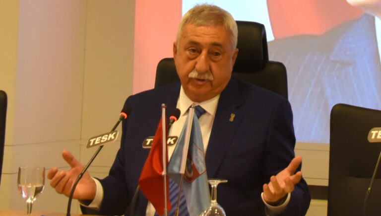 Palandöken: Karayollarımızda dinlenme tesisleri yetersiz