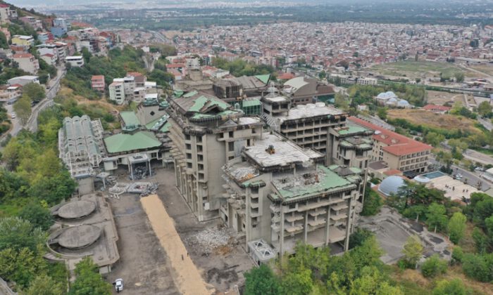 Bursa Çekirge Teras, yıkımlarla şekillenecek