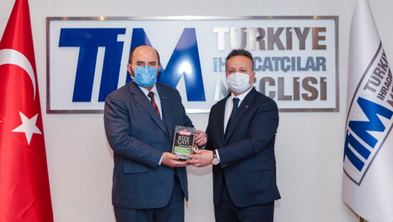 MÜSİAD Gürcistan Onursal Başkanı Kalafatoğlu’ndan TİM Başkanı Güle’ye ziyaret
