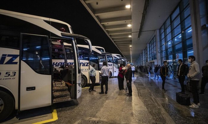 Online seyahat bileti sitelerinde yoğunluk