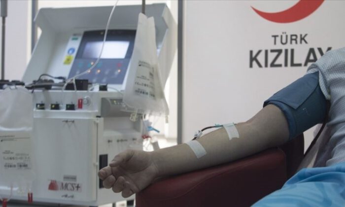 Kızılay’da stoklar azaldı, kan bağışı çağrısında bulundu