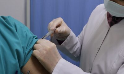 300 bin turizm çalışanına Kovid-19 aşısı uygulandı