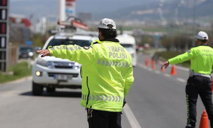 Bayramda 210 bin emniyet personeli görevde