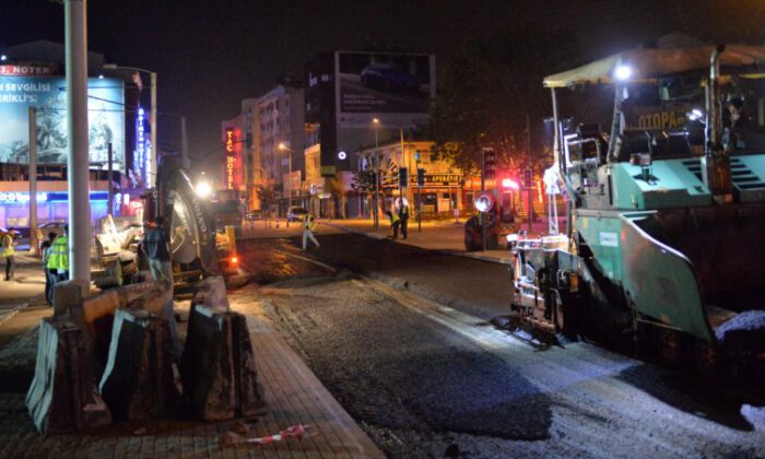 Tam kapanmada Bursa Büyükşehir yine yollarda