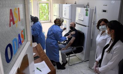 Türkiye’de bugün Kovid-19 aşısı için 750 bin randevu alındı
