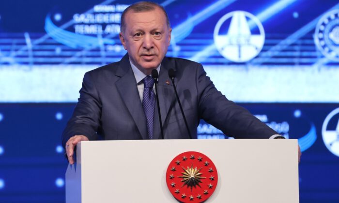 Erdoğan’dan muhalefetin tavrına eleştiri