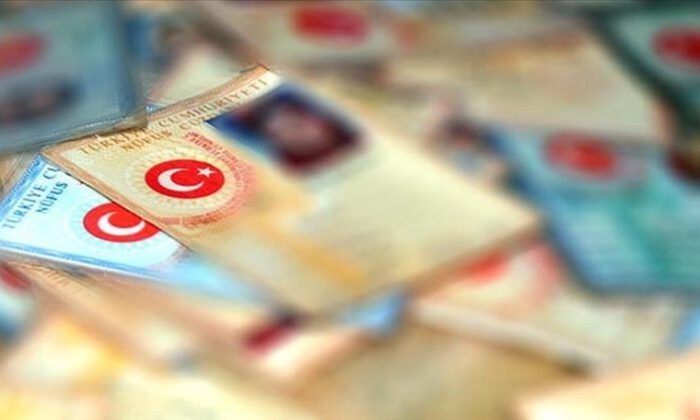 KKTC’ye gidişlerde eski tip kimlik kartları kullanılamayacak