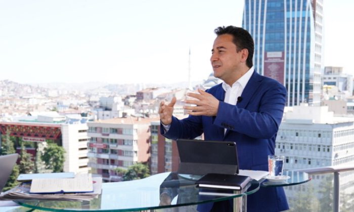 Babacan: Cumhurbaşkanı adayı parlamenter sisteme geçişin yol haritasını imzalamalı