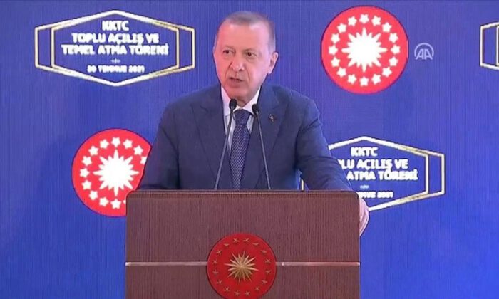 Erdoğan: Kuzey Kıbrıs artık ayağa kalkıyor