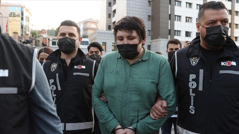 ‘Çiftlik Bank’ davası sanığı Aydın adliyede…
