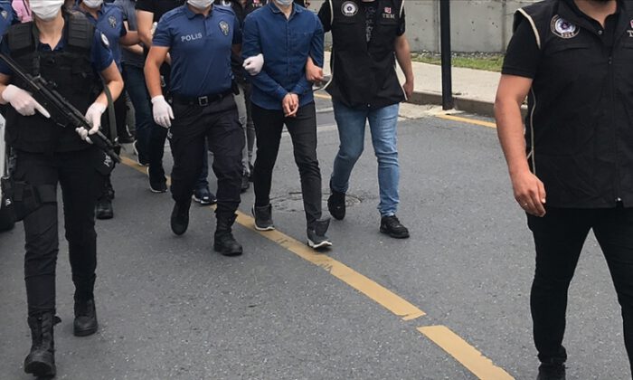 FETÖ’nün TSK yapılanmasında 82 gözaltı kararı