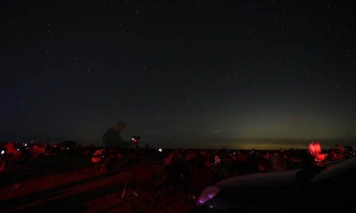 Karacabey Longozu’nda 2 bin kişi meteor yağmurunu izledi