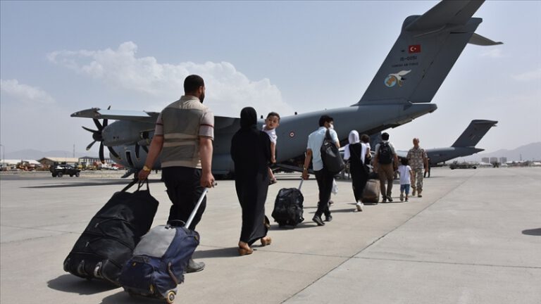 Kabil’deki Türkler için tahliye operasyonu