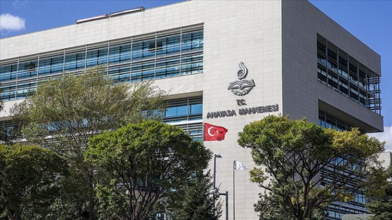 Baroların adli yardım ödeneklerine ilişkin iptal kararı Resmi Gazete’de