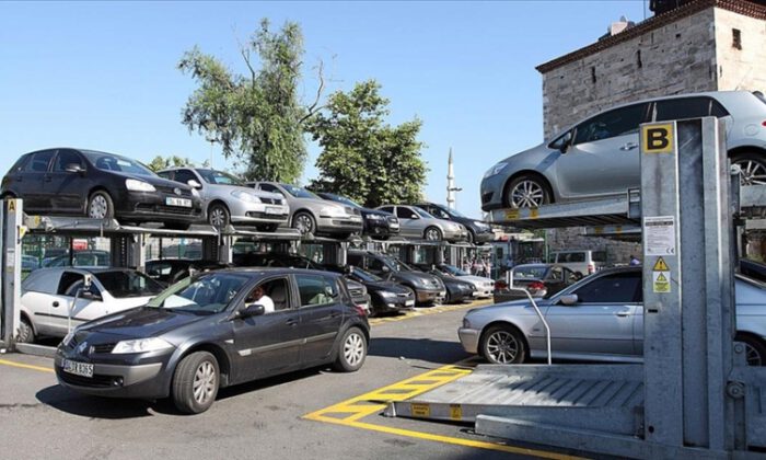 İstanbul’da sağlık çalışanları toplu ulaşımı ve İSPARK’ı ücretsiz kullanmaya devam