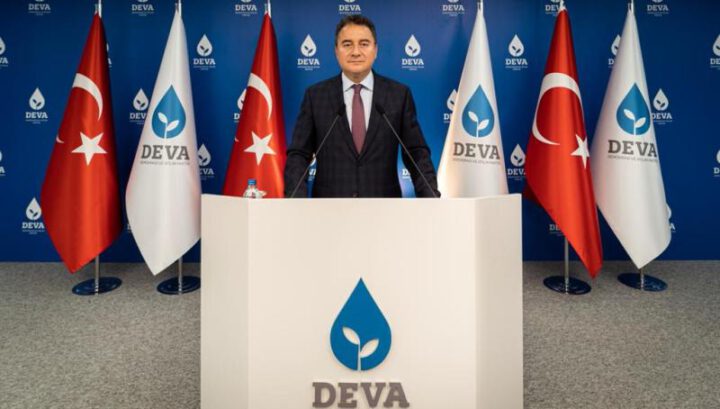 Babacan: Biz paradan altı sıfırı attık, Beştepe bir sıfırı ekledi!