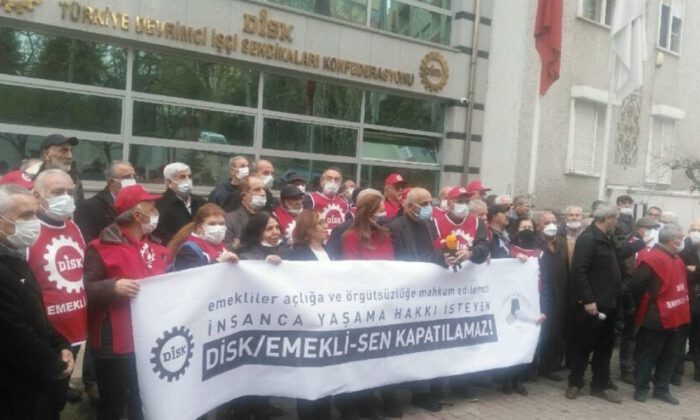 DİSK: En düşük emekli aylığı 2022 asgari ücreti kadar olmalı