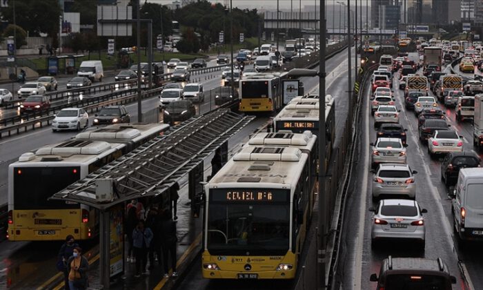 İstanbul’da ulaşıma zam yapıldı