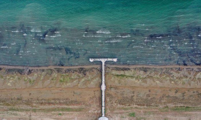 İznik Gölü’nde su çekilmesi artıyor