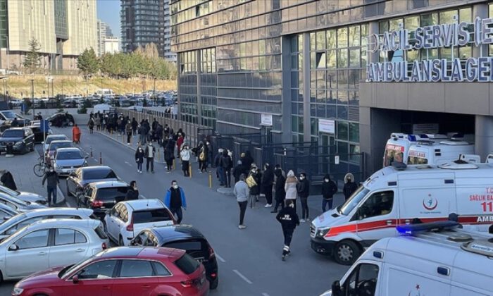 İstanbul’daki hastanelerde Omicron yoğunluğu