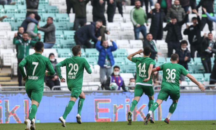 Bursaspor, Altınordu’yu tek golle geçti: 1-0