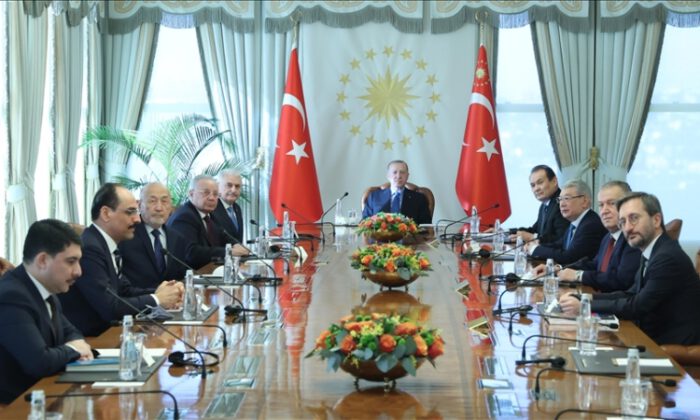 Erdoğan, Aksakallar heyetini kabul etti