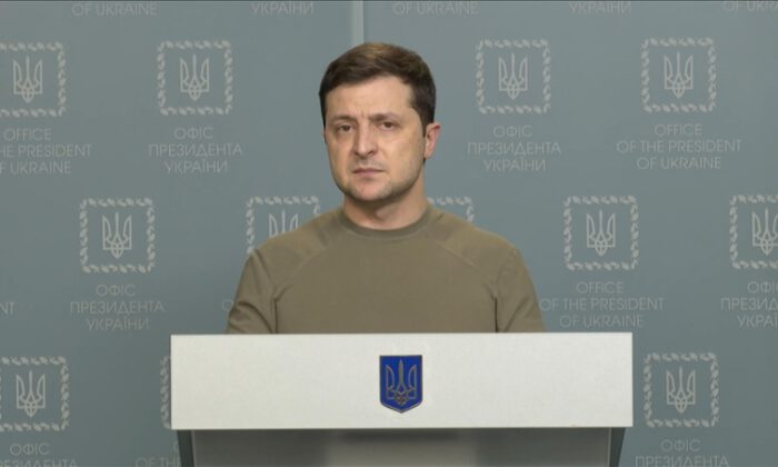 Zelenskiy: Ülkemizin savunmasında yalnız bırakıldık