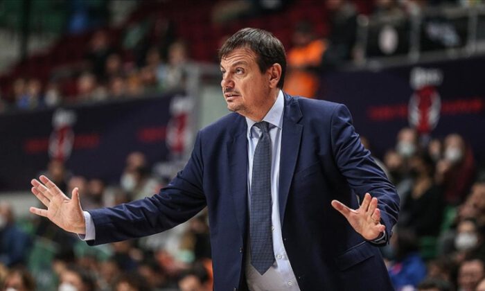 Ergin Ataman, A Milli Erkek Basketbol Takımı başantrenörlüğüne getirildi