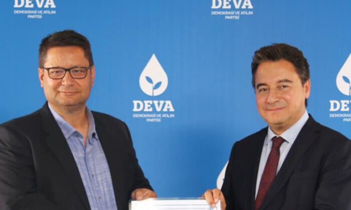 DEVA Partisi Bursa’da şok istifa!