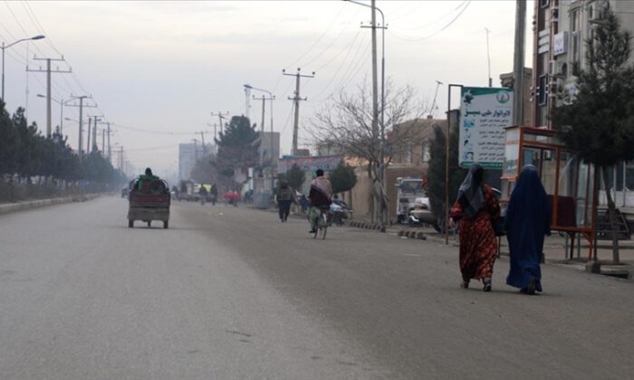 Taliban’dan kadınlara ‘örtünme’ zorunluluğu