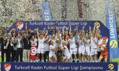 Turkcell Kadın Futbol’da ALG Spor, şampiyon oldu