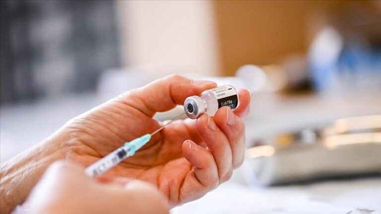 Bilim Kurulu Üyesi Kayıpmaz uyardı: Hatırlatma dozunu sonbahardan önce olun