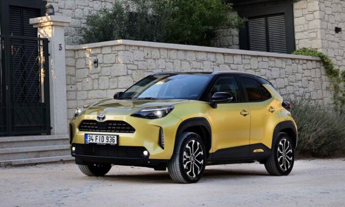 Toyota’nın şehirli SUV’u Yaris Cross, Türkiye’de satışa çıktı
