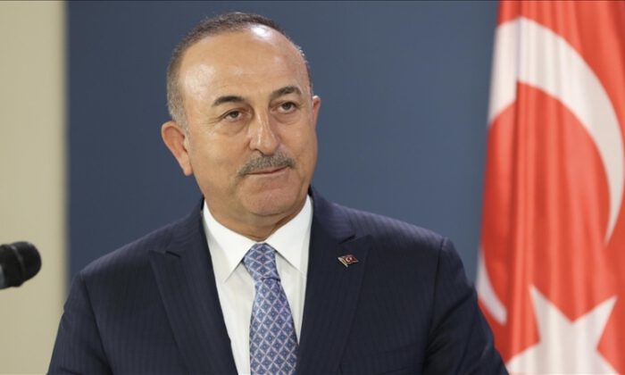 Çavuşoğlu: İsveç ve Finlandiya bu belgeye uymak zorunda…