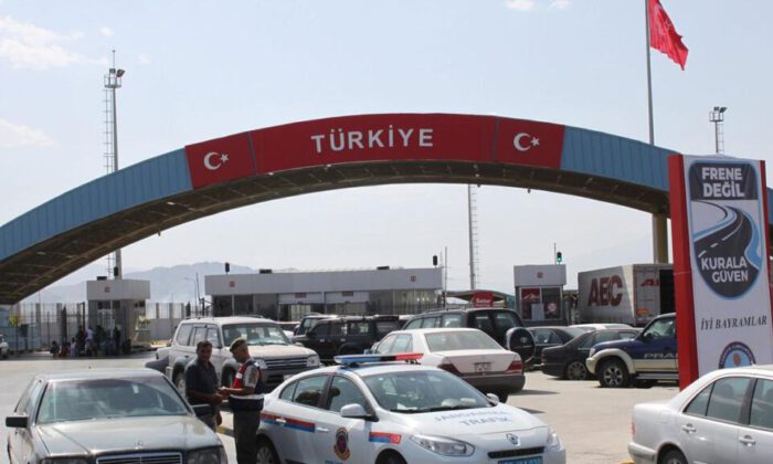 Türk vatandaşlarının o ülkeye girişi yasaklandı!
