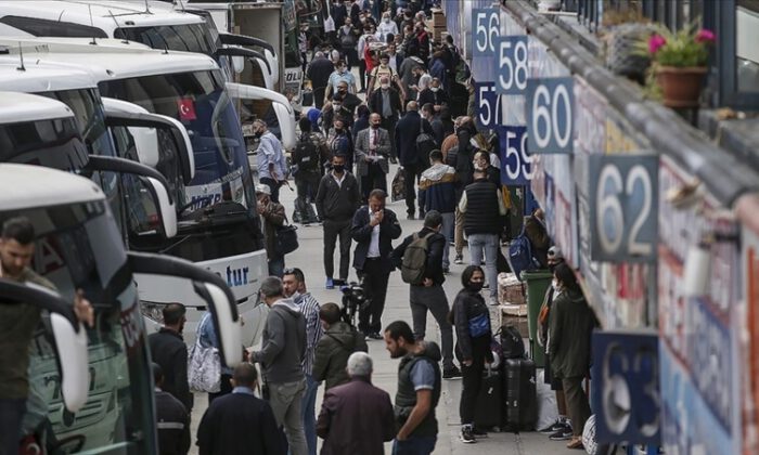 İstanbul’da otobüs biletleri tükendi