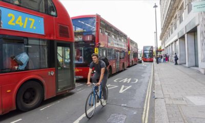 Londra’da metro çalışanları ve otobüs şoförleri greve gitti