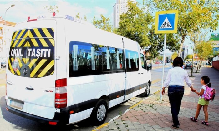 Bakan Yanık: Öğrencilere ulaşım desteği başladı