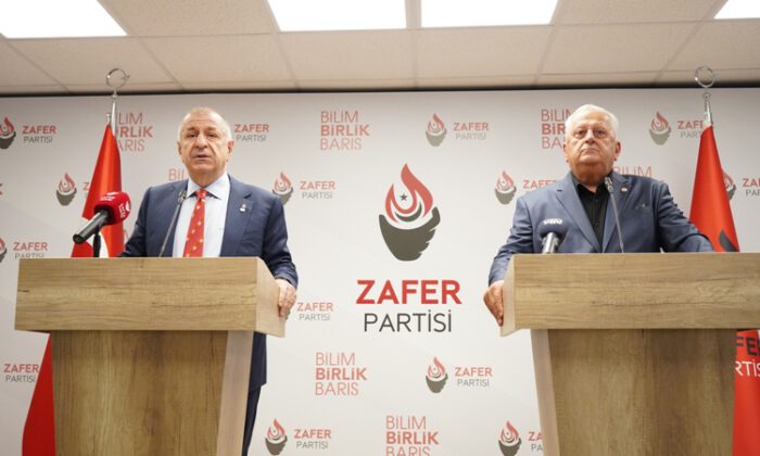 Doğru Parti lideri Rıfat Serdaroğlu’ndan Zafer Partisi Genel Merkezi’ne ziyaret